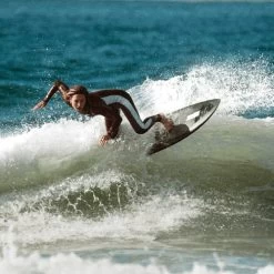 Wallien 4/3mmPro Chest Zip Ruby -Professional surf equipment store file 4