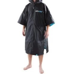 Dryrobe Advance Short Sleeve -Professional surf equipment store dryrobe advance black blue action