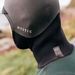 Mystic Roam 3mm Neoprene Hood -Professional surf equipment store mystic roam hood action5