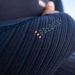 Prolimit Predator 5/3 Frontzip -Professional surf equipment store prolimit predator freezip action3