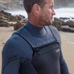 Prolimit Predator 5/3 Frontzip -Professional surf equipment store prolimit predator freezip action5